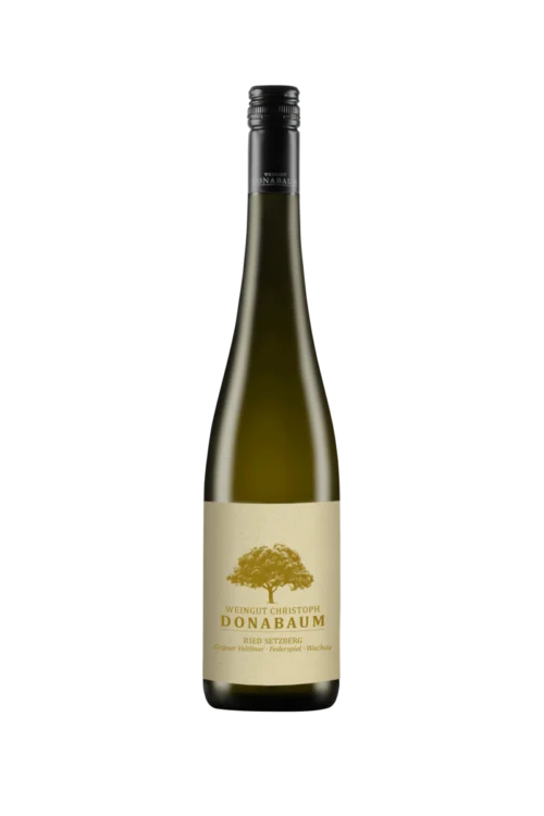 Braune Weinflasche mit beigem Etikett und braunem Logo darauf Grüner Veltliner Federspiel Ried Setzberg