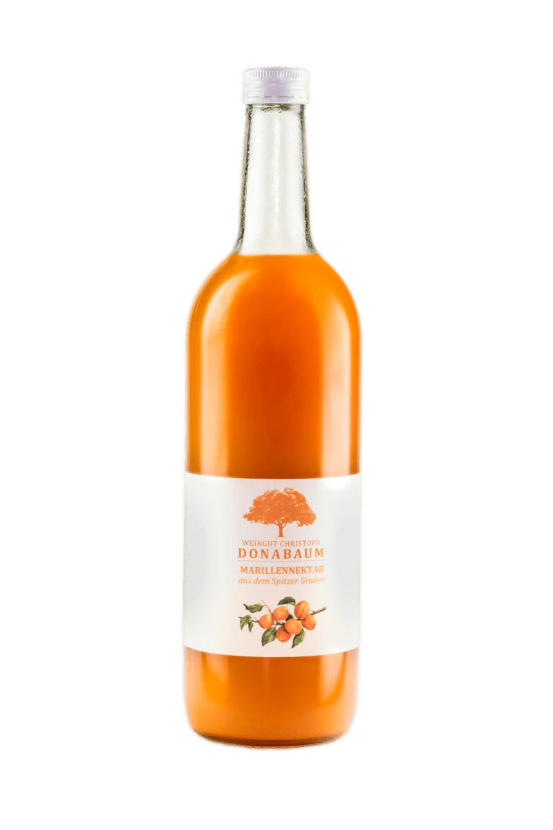 Weiße Flasche mit weißem Etikett und orangenem Logo. Marillennektar
